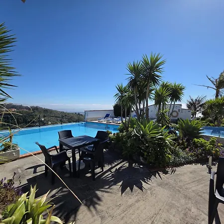 Ocean Heated Pool&jacuzzi View Blue Santa Cruz (Madeira)